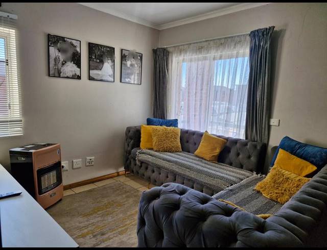 2 BEDROOM APARTMENT FOR SALE IN ESTHER PARK
